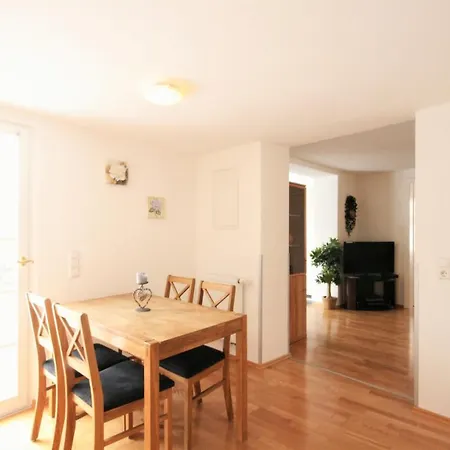 Ferienwohnung Aurelia Apartment *